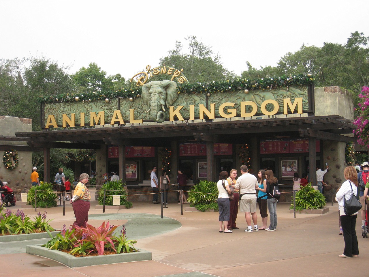 Vacation 2007-12 - Disney Parks  0381.jpg - The 2007-08 vacation to Florida included Disney World. We visited some of the larger theme Resorts along with Animal Kingdom and Disney Hollywood Studios.